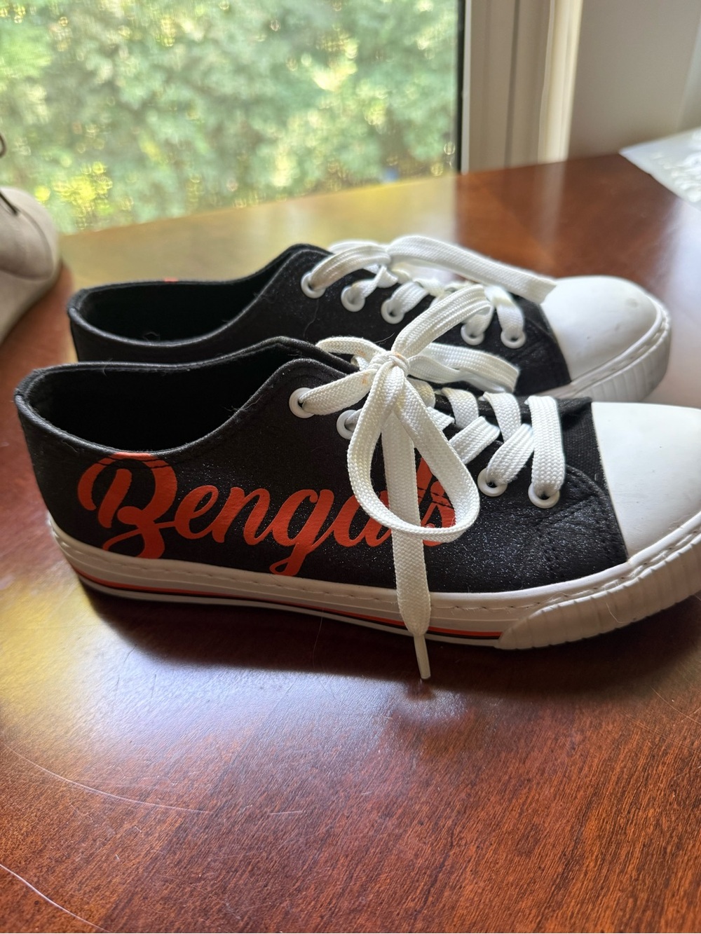 Women's Bengals Black Canvas Sneakers with Glitter Accent 9